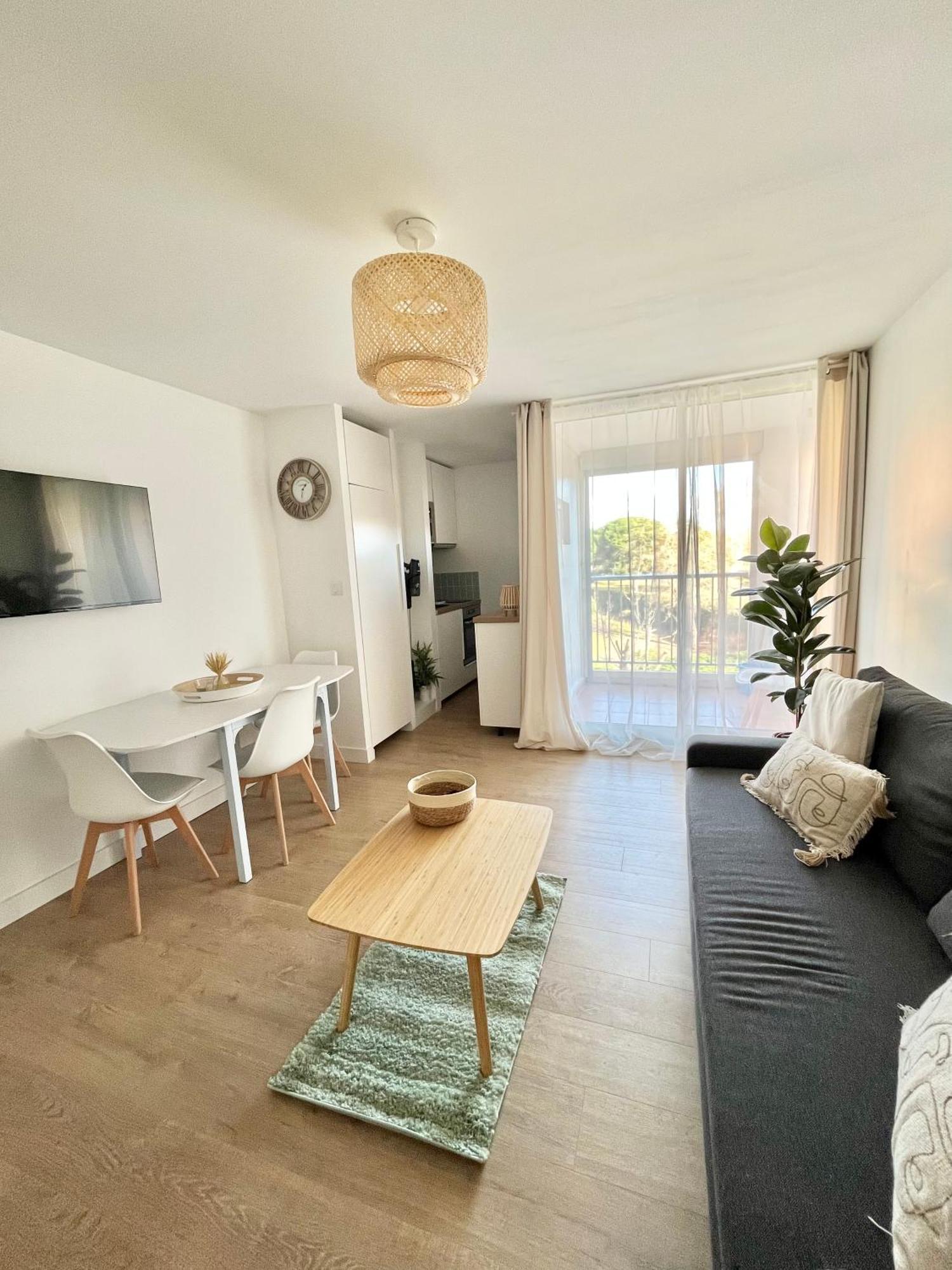 Appartement Cosy - Cap D'Agde Proche Plage Et Port - Parking Exterior photo